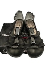 Ladies Beverly Feldman for