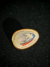 Pigeon Pin Badge Race Competition Fancying Racing Collectable