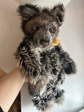 Charlie Bears Oakley Bear CB604830 Isabelle Lee, Retired 2010, 17"