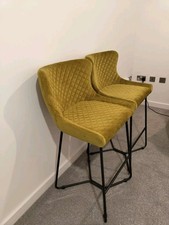 2 Bar Chairs