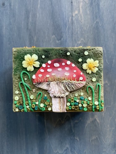 Whimsical mini mushroom - mini,