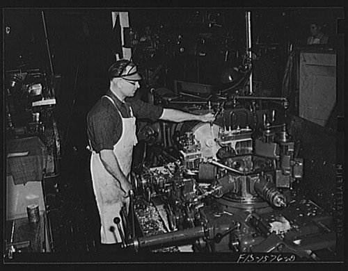 Photo 1910s factory worker - photo:1910s,