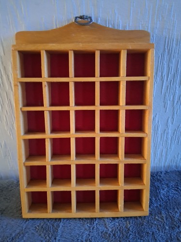 Wood thimble display case