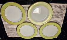 4 Vintage Pyrex Dinner Plates