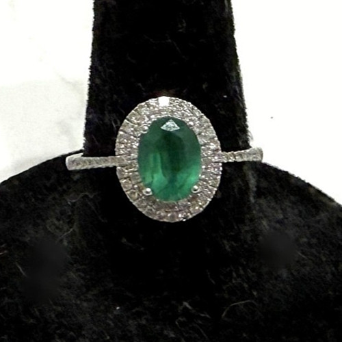 Zambian emerald diamond - &,