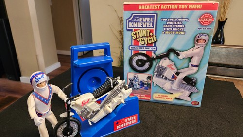 Evel knievel stunt - evel, cycle