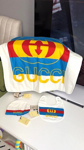 New gucci baby piece - new,