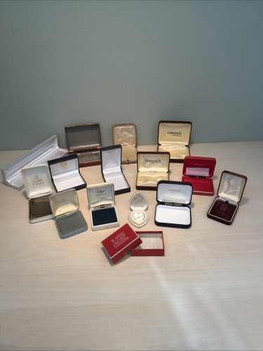 Joblot vintage jewellery - of,
