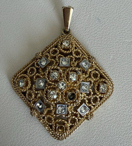 Gold tone diamond - gold, diamond-shaped