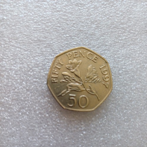 1997 guernsey floral - 50p, coin