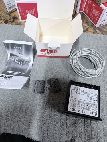 Lae at2 5bs4e gk - -,