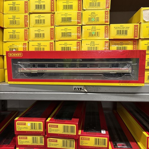 Hornby r40156b gauge mk4 - r40156b, br