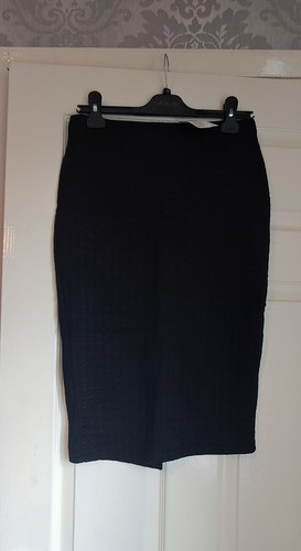 Bnwt black ladies midi - bnwt, pencil