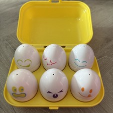 TOMY Hide and Squeak Eggs