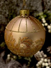 Gisela Graham Beautiful Pale