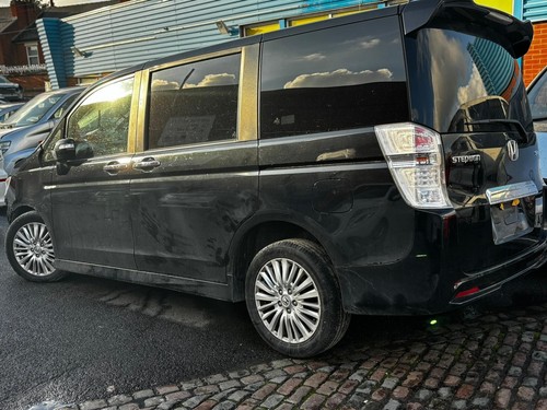 Honda stepwagon spada - honda,