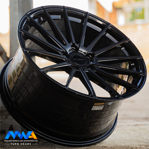 Riviera rf105 alloy - 19",