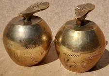 Vintage Old Antique Brass decorative apples think we're salt pepper pots small 