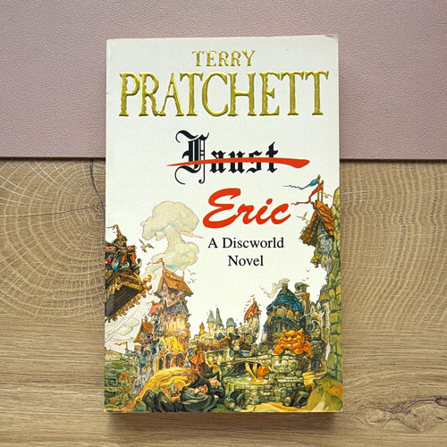 Terry pratchett discworld - pratchett,