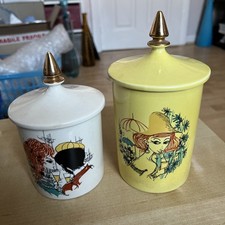 Pair of Very Rare Wade Pottery Ceramic Lidded Jars 