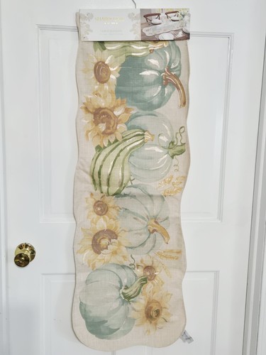 Shabby chic table runner - chic,
