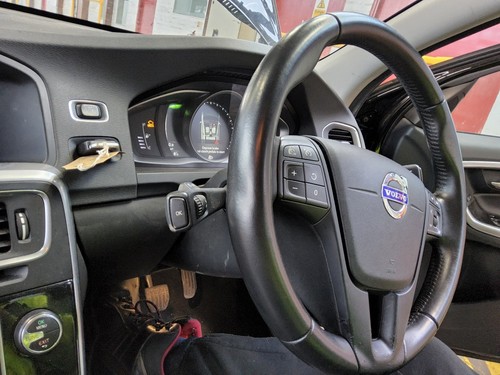 Steering column volvo v60 mk1 - volvo,
