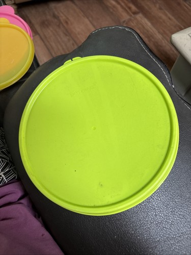 Vintage tupperware 1702 round - tupperware,
