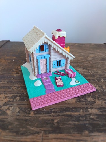 Polly pocket ski chalet lodge - polly,