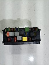 MERCEDES C204 COUPE 2.2D 2013-GENUINE ENGINE BAY SAM FUSE BOX  P/N: A2129006724
