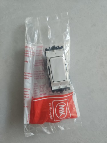 K4893whi grid plus switch - mk,