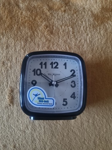 Battery alarm clock - alarm,