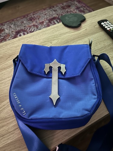 Trapstar irongate crossbody - trapstar,
