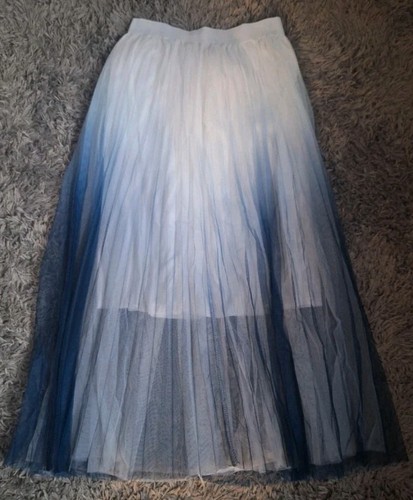 Blue white gradient pleated - blue,