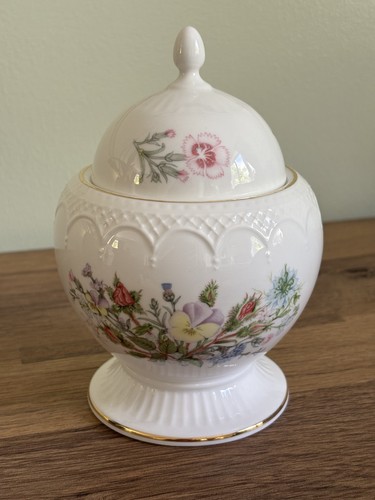Aynsley wild tudor fine - aynsley, tudor 
