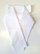 TIED STOCK WHITE MARCELLA END OF LINE EQUESTRIAN HORSE  SHOWQUEST HORSE