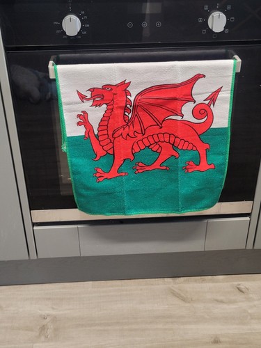 Welsh dragon microfibre tea - dragon,
