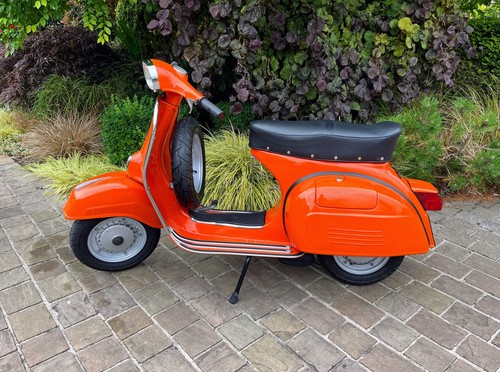 Vespa 150 super with p200 - super,