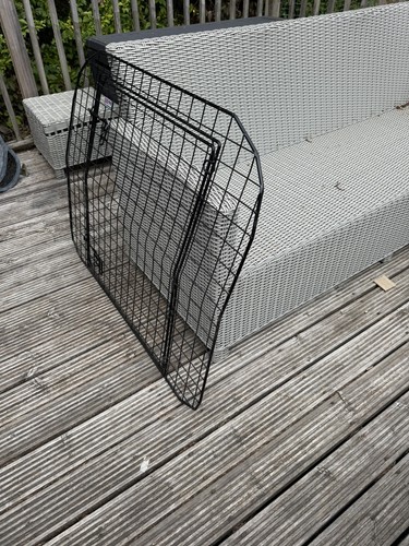 Barjo tailgate dog - guard,