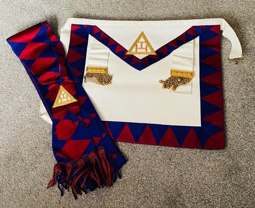 Masonic royal arch companions - arch,