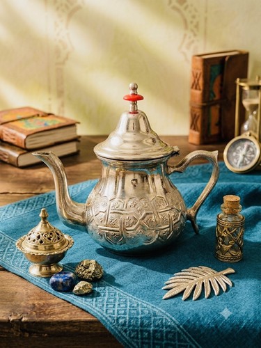 Vintage moroccan teapot - moroccan,