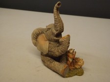 Tuskers Elephants - Slumberzzz