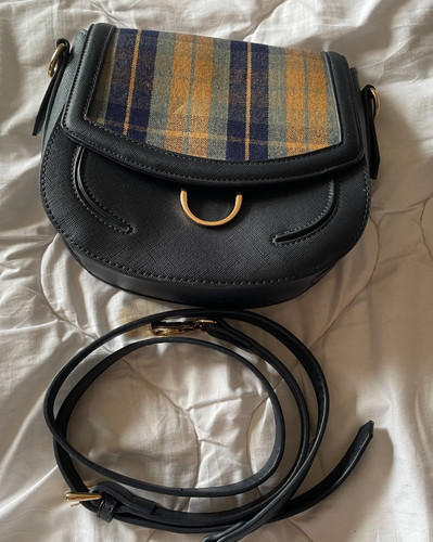 Ladies small shoulder bag