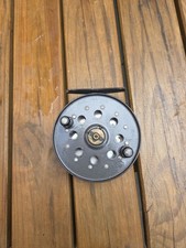 Fishing Centre Pin Reel