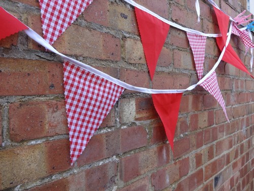 Gingham plain bunting 2 - &,