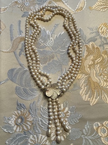 Three row pearl necklace - row,