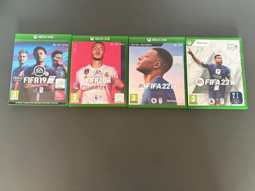 Fifa game bundle - fifa,