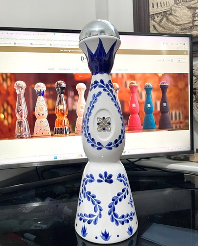 Empty clase azul tequila - empty,