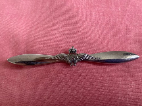 Vintage wwii silver - silver, coloured