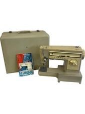 Vintage Singer 522 Sewing