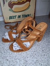 Bebo Ladies Ankle Shoes Size 3